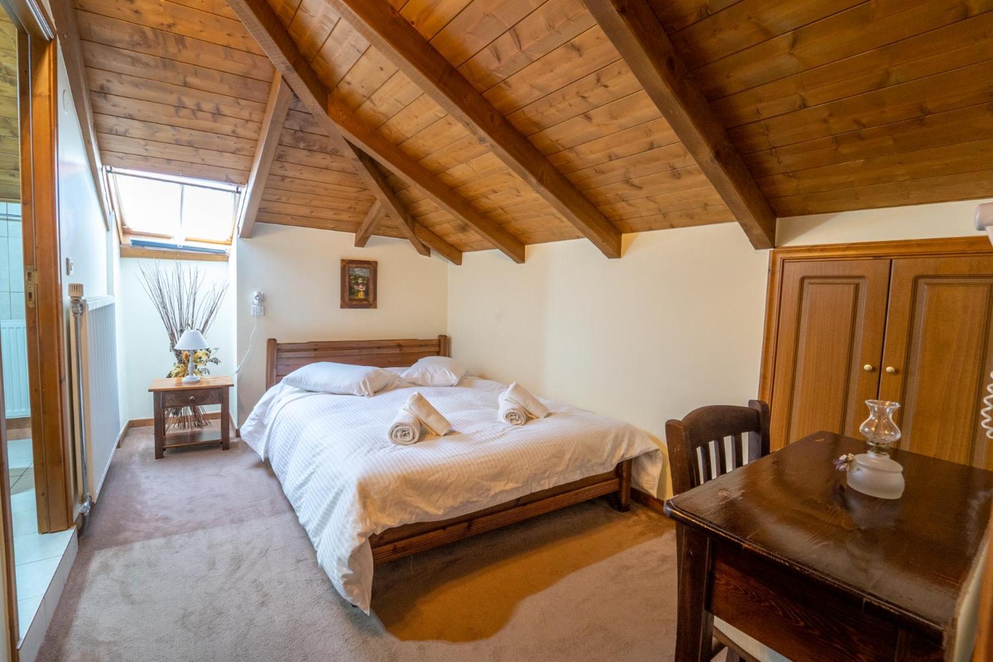 Semeli Guesthouse Karpenísion Eksteriør bilde